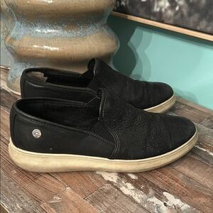 EliteStyle Black Slip-On Flats made in Italy